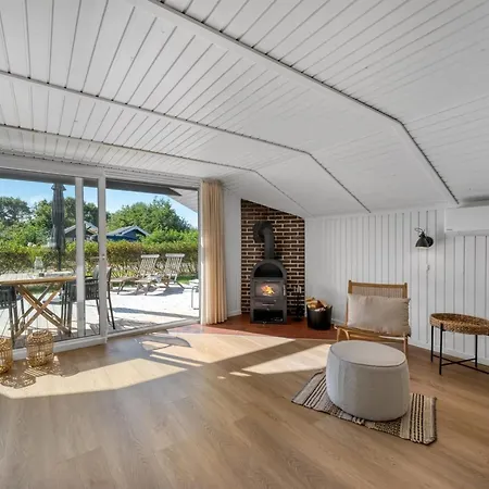 Nyaraló Thamina - 200m To The Fjord By Interhome