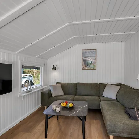 Thamina - 200m To The Fjord By Interhome *
