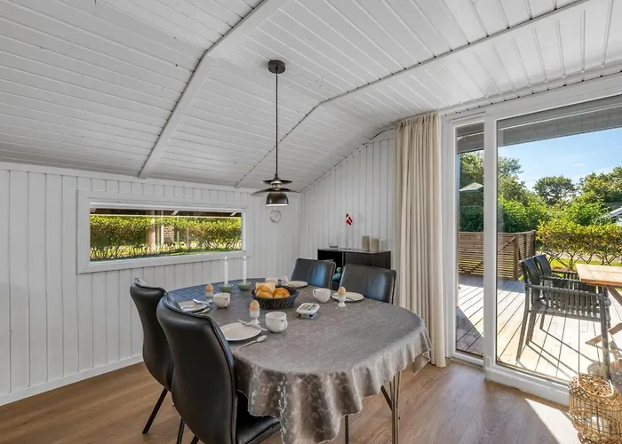 Thamina - 200m To The Fjord By Interhome