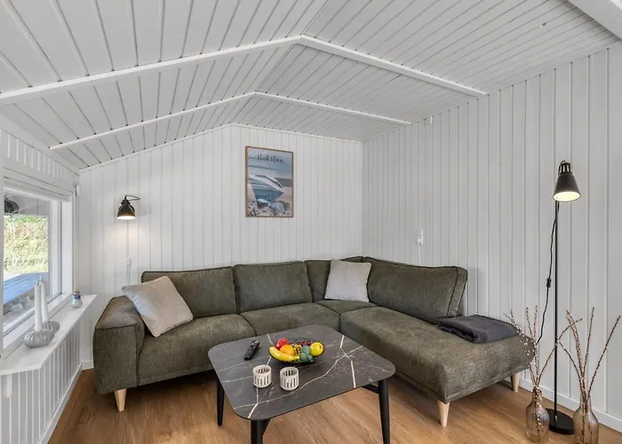 Thamina - 200m To The Fjord By Interhome *